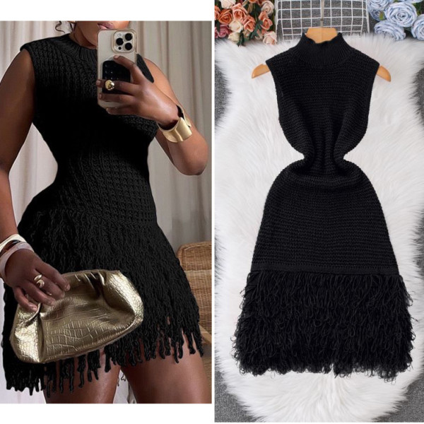 Sleeveless fringed woolen dress