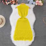 Sleeveless fringed woolen dress