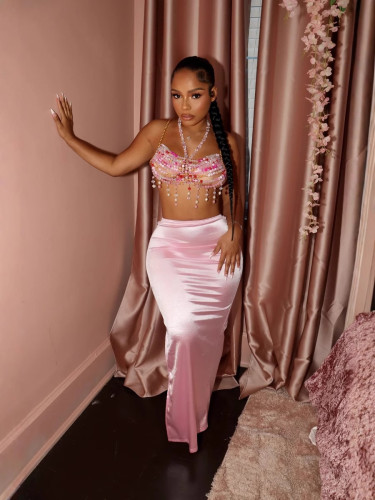 Bright hanging satin split hip skirt