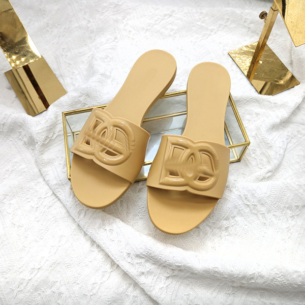 Crystal jelly colored flat bottomed slippers