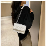 Lingge slanted single shoulder small square bag