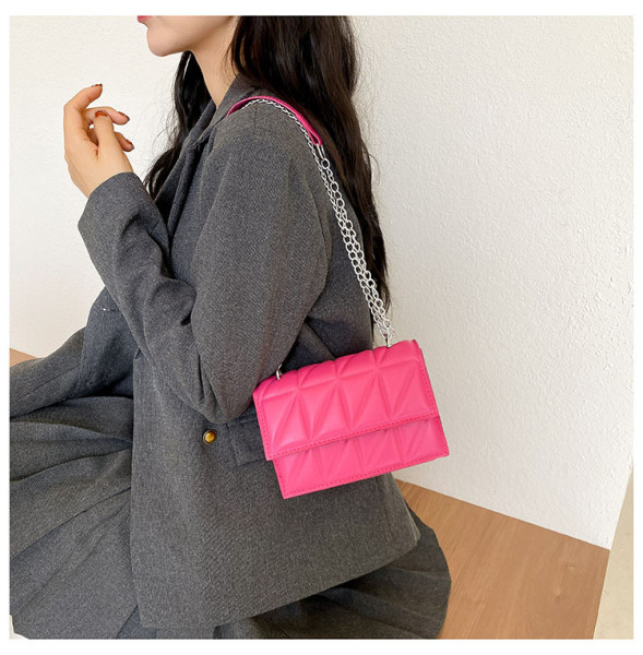 Lingge slanted single shoulder small square bag