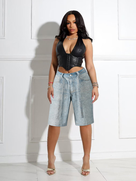 Loose denim 5-point pants with full rhinestone hot stamping and additional waistband