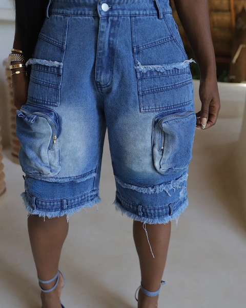 Loose zipper, large pocket, tassel shorts