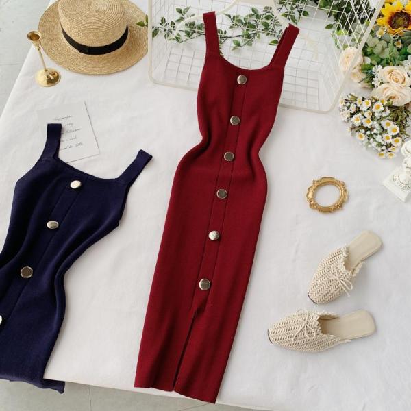 Square collar buckle sleeveless vest with split bottom skirt