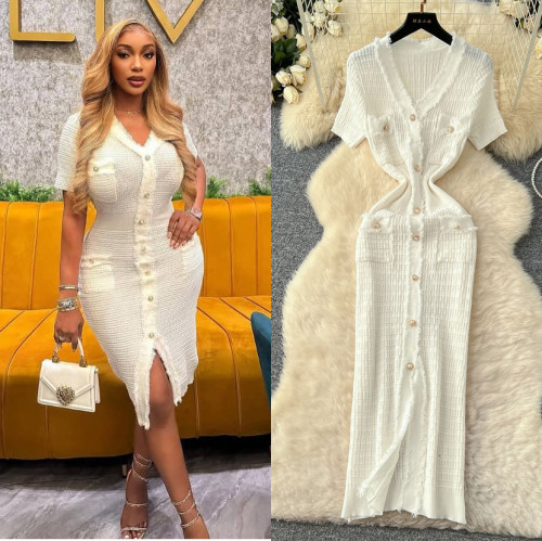 V-neck metal single breasted hip hugging knitted dress