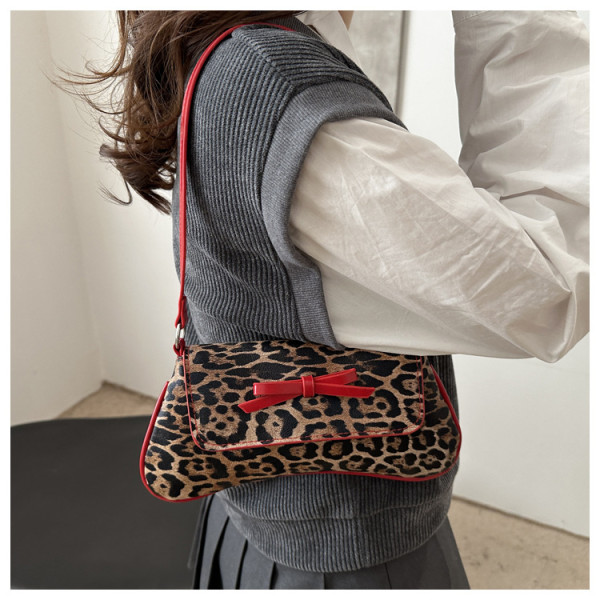 Law stick bag commuting armpit shoulder bag