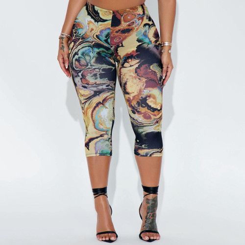 Printed elastic high waisted hip hugging cropped pants