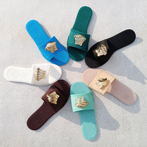 Wearing flip flops while wearing a cool mop