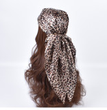 Leopard print scarf color Ding square silk scarf