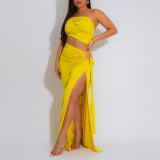 Solid color slanted neck strapless slit dress