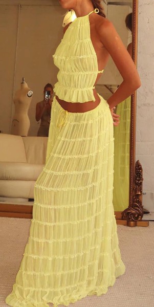 Backless hanging neck pleated lace vest long skirt set