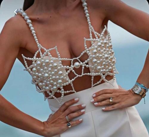 Long necklace, pearl shawl, body chain