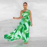 Slant neck sleeveless dress with pleated skirt K10437