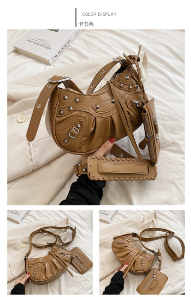 Wrinkled Crescent Mother Single Shoulder Bag for Women, European and American Retro Rivet Motorcycle Bag