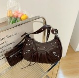 Wrinkled Crescent Mother Single Shoulder Bag for Women, European and American Retro Rivet Motorcycle Bag