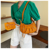 Wrinkled Crescent Mother Single Shoulder Bag for Women, European and American Retro Rivet Motorcycle Bag