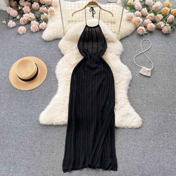 Hanging neck sleeveless hollow knitted slit dress