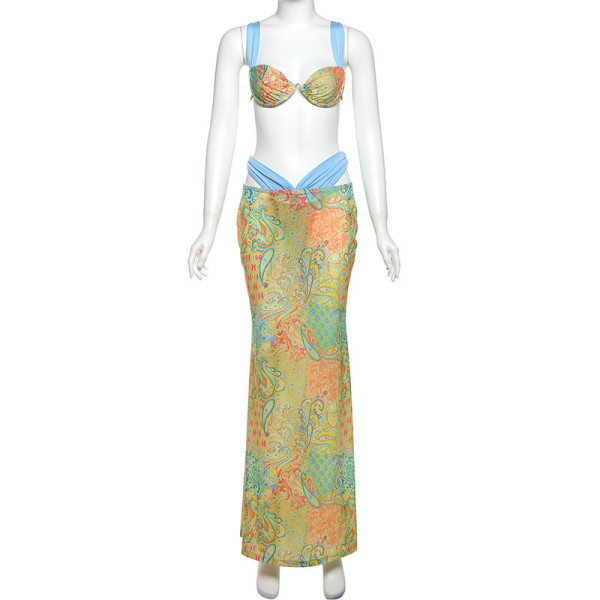 Three piece set of contrasting printed zip top, high waisted midi skirt K24S62098