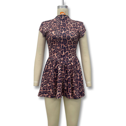 Backless round neck leopard print pleated dress