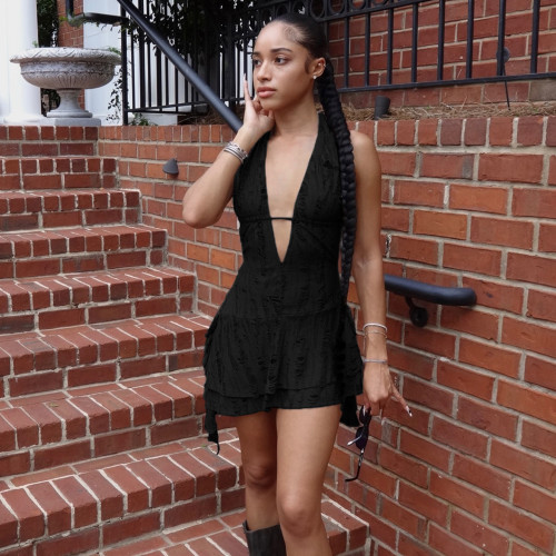 Deep V neck hanging, exposed back, torn hole, irregular jumpsuit, short skirt