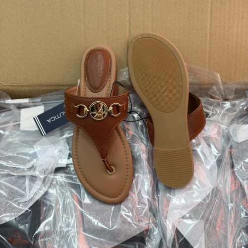 Thick soled toe hollow slippers with sloping heels and herringbone slippers