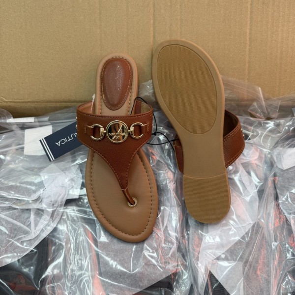 Thick soled toe hollow slippers with sloping heels and herringbone slippers