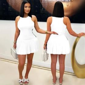 Tank top waist cinched pleated A-line dress