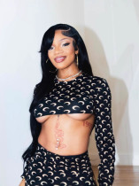 Long sleeved, ultra short, exposed navel, hip hugging short skirt two-piece set Long sleeved, ultra short, exposed navel, hip hugging short skirt two-piece set