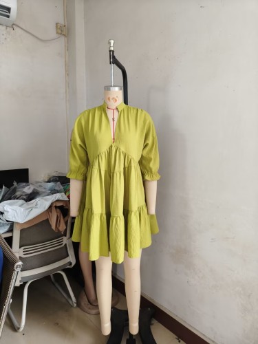 Loose V-neck bubble sleeve multi-layer pleated A-line dress