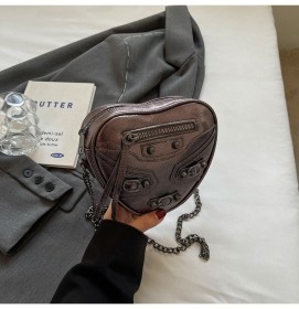 Mini love motorcycle bag, air rivet chain diagonal cross bag