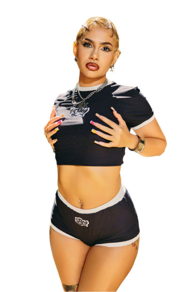 Embroidered short sleeved shorts set