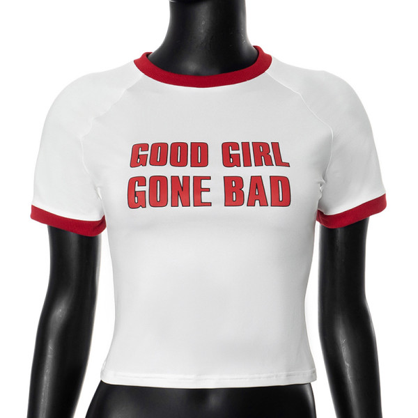 Round neck printed letter crop top with exposed navel