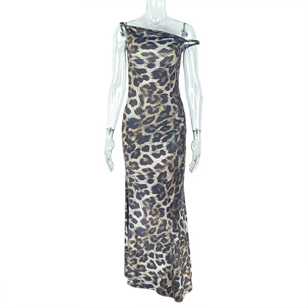 Asymmetric women's hip hugging slim fit one step skirt, fashionable slanted collar suspender leopard print dress