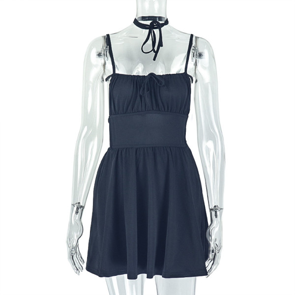 Folded A-line skirt with backless straps and a short one-piece collar dress