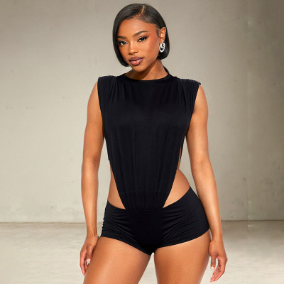 Inverted triangular pleated waist revealing jumpsuit, bag and hip set
