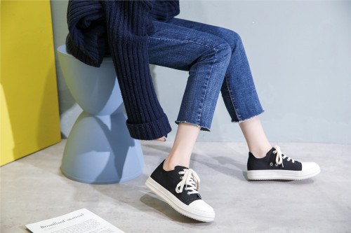 Thick soled canvas shoes with straps, low cut white shoes