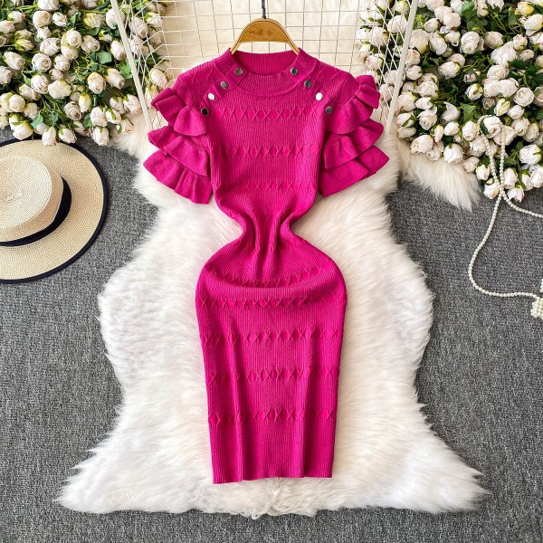 Lotus leaf sleeve knitted woolen dress, metal buckle hip hugging jumpsuit, long skirt