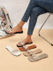 Large size slippers with flowers in a straight line, worn on flat bottomed slippers