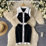 Sleeveless contrasting knit dress