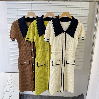 Color blocked polo collar short sleeved knitted dress