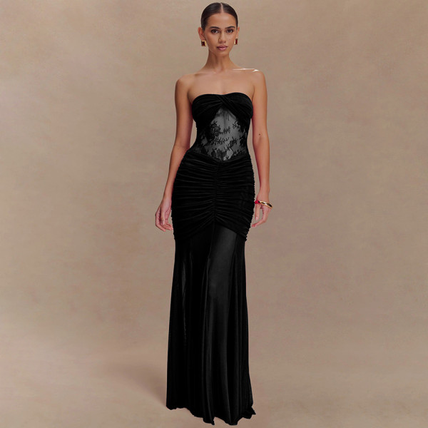 Strapless hollow pleated dress