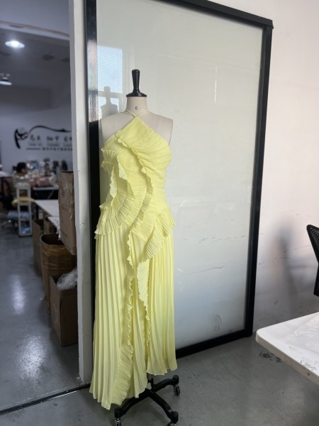 Lotus leaf edge neck hanging suspender dress