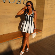 Wrinkle splicing A-line skirt hanging neck V leader short dress