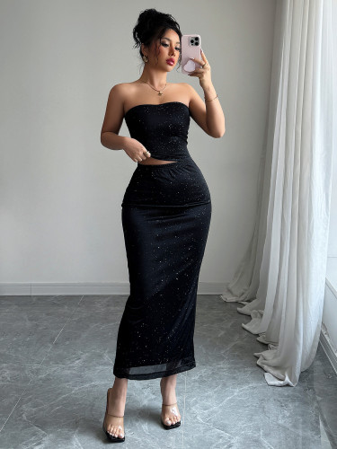 Strapless top, hip hugging skirt set