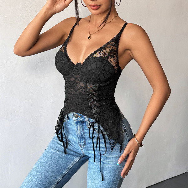 Double layer lace shaped strap with deep V-back and slim fit suspender