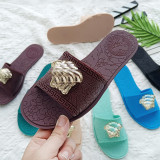 Wearing flip flops while wearing a cool mop