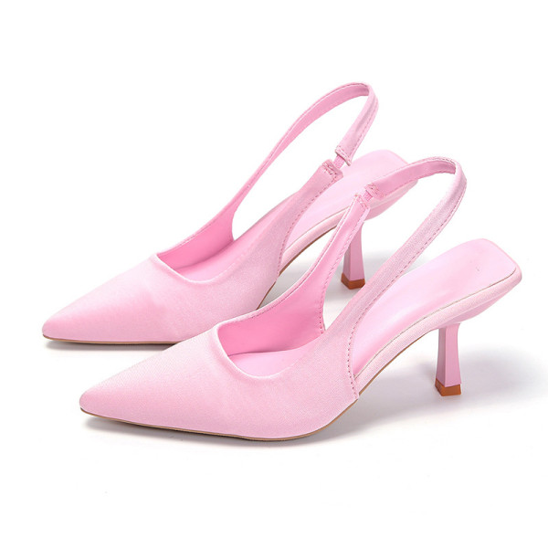 Large high-heeled sandals with toe cap, empty back strap, shallow mouth, slim heels, and high heels