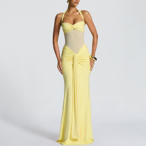 Backpack revealing buttocks dress, long skirt Backpack revealing buttocks dress, long skirt