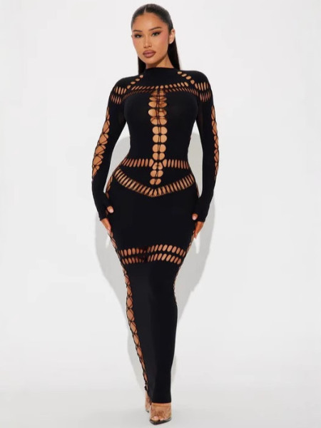 Long sleeved hollow out long skirt with buttocks wrapped dress